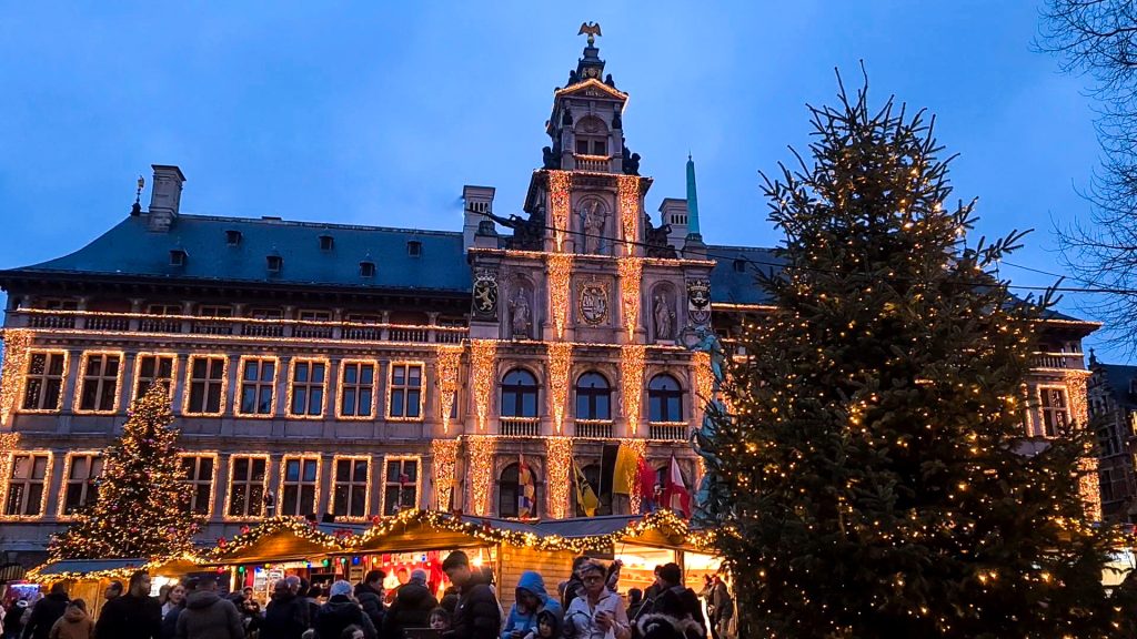 Grote Markt Winter Magic Antwerp