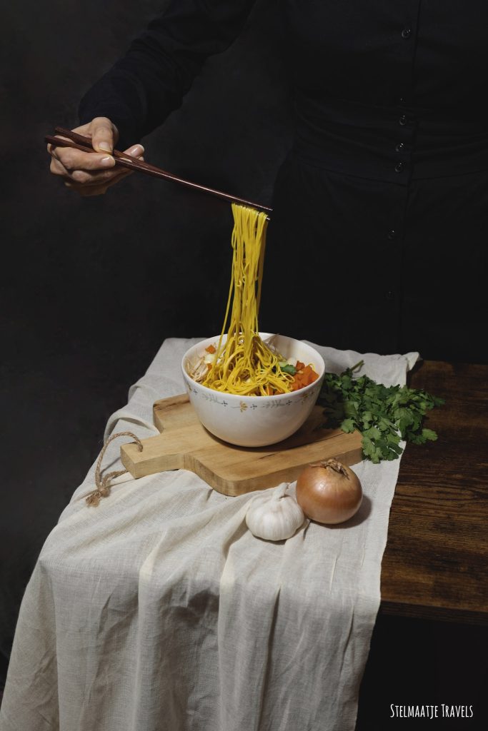 Gekruide noedelsoep.