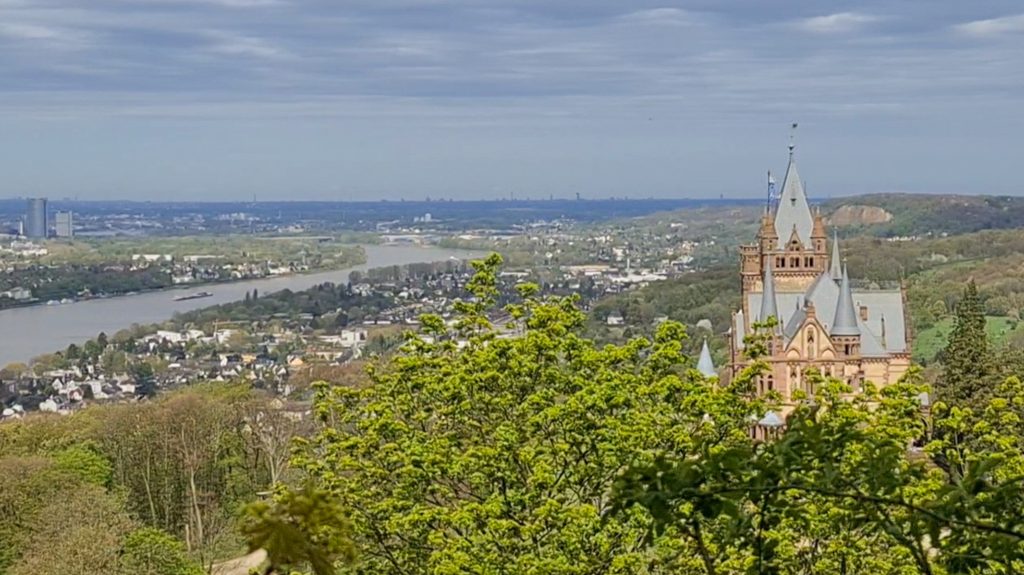 Kasteel Drachenburg. Schloss Drachenburg.