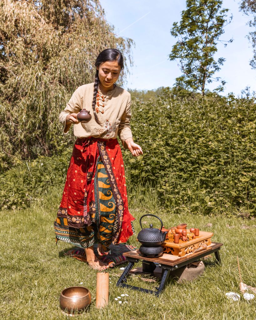 Mindful Thee Ceremonie met Leila