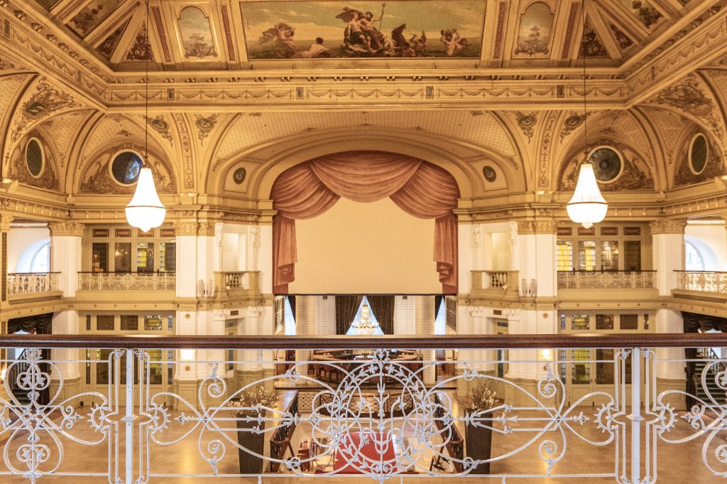 Majestueuze Kurzaal. Grand Hotel Amrâth Kurhaus