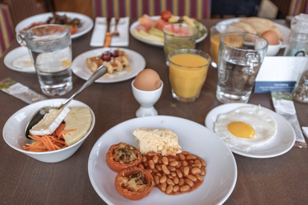 Ontbijt. Grand Hotel Amrâth Kurhaus.
