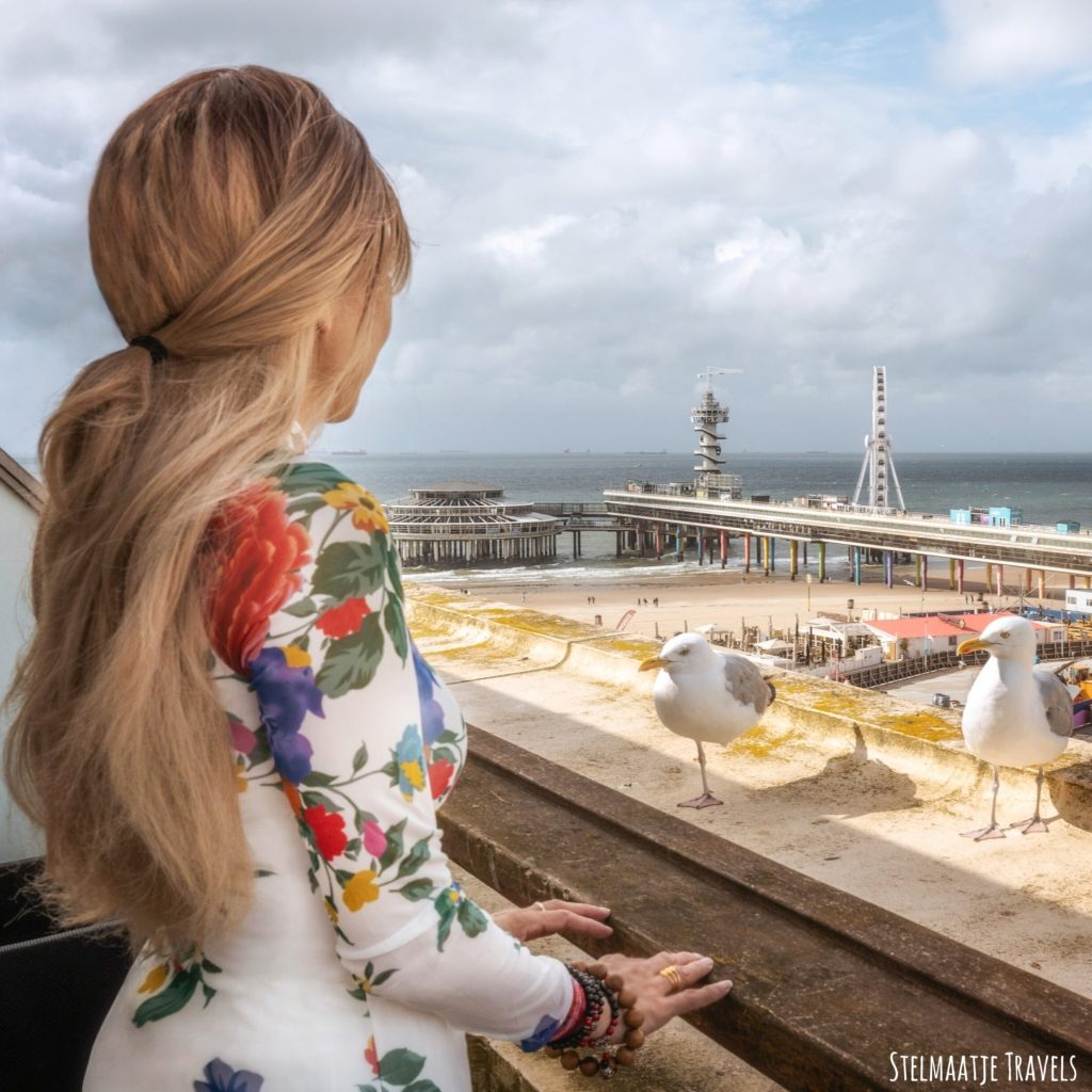 Grand Hotel Amrâth Kurhaus Scheveningen. Executive room | Zeezicht vanaf het balkon.