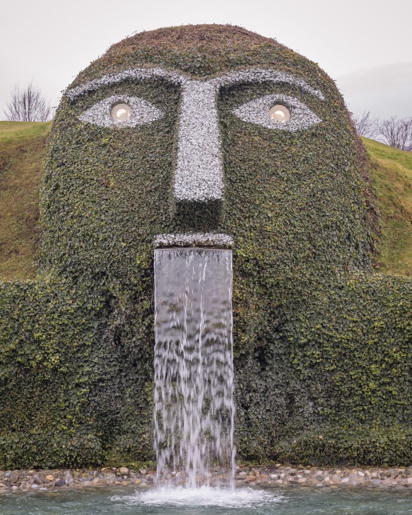 The giant. Swarovski Crystal Worlds.